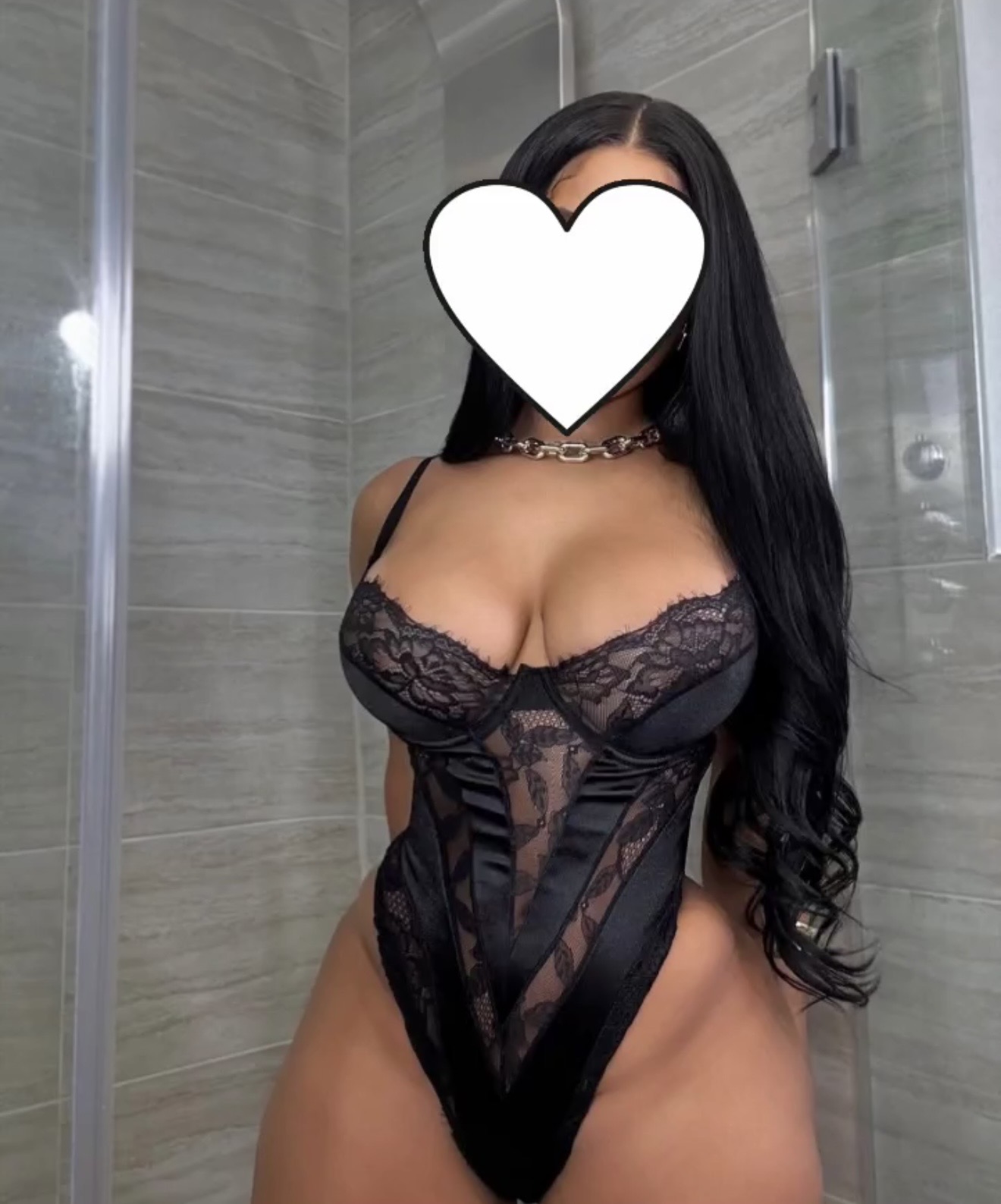 Jennifer, attendant at Vivid Spa Toronto